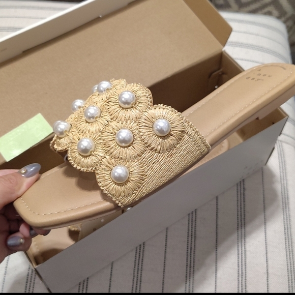 A New Day Delaney Pearl Embellishments Rafia Sandal In Tan Size Woman's 9.5 - Picture 5 of 8